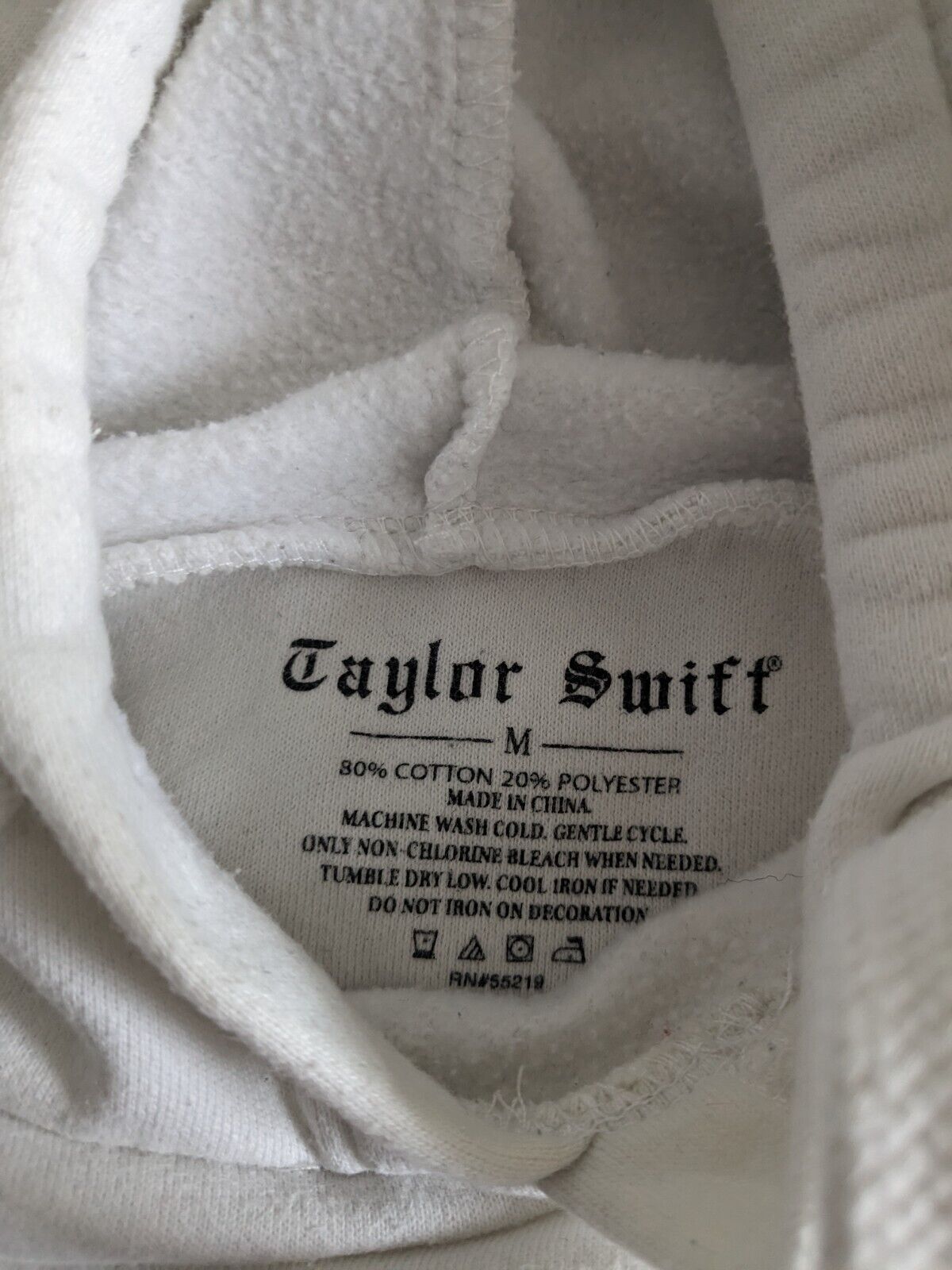 Taylor Swift - White Reputation Tour Hoodie - Medium