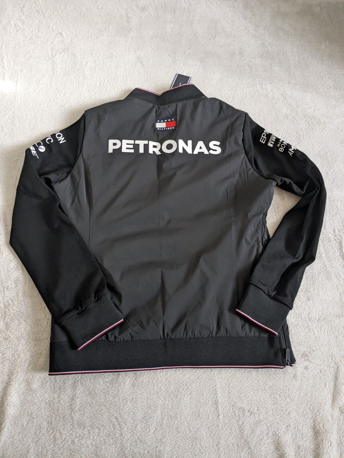 Brand New - Mercedes F1 - Hybrid Jacket Team issue - Medium