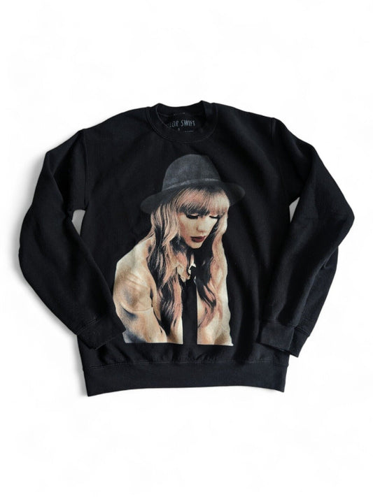 Taylor Swift - Red Taylors Version Jumper Pullover - Black - Small