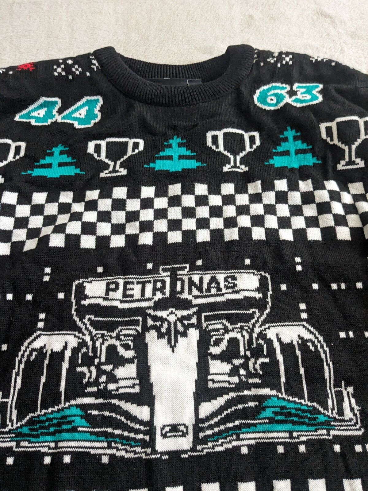 Mercedes F1 – Christmas Holiday Jumper – Medium – Hamilton