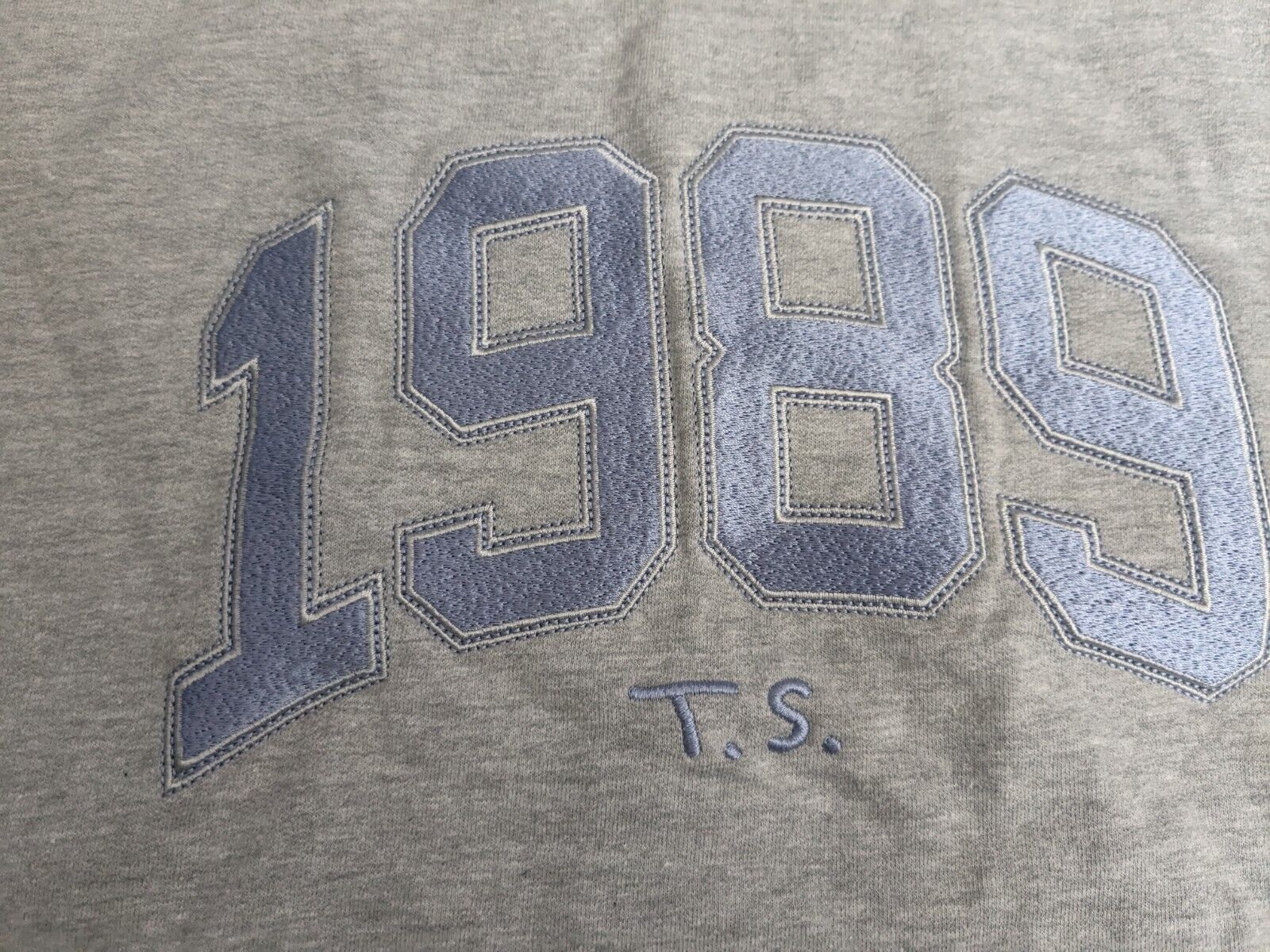 Official Taylor Swift Hoodie - 1989 - Cropped - Large