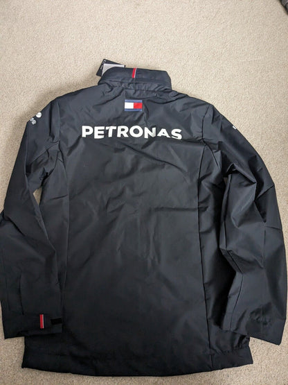 BNWT Mercedes AMG F1 Team Mens Small Rain Jacket Coat Hamilton / Russell