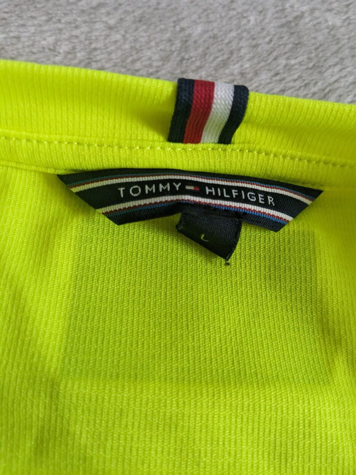 Mercedes F1 - Team Issue Tommy Hilfiger Set-Up Hi-Viz T-Shirt - Large