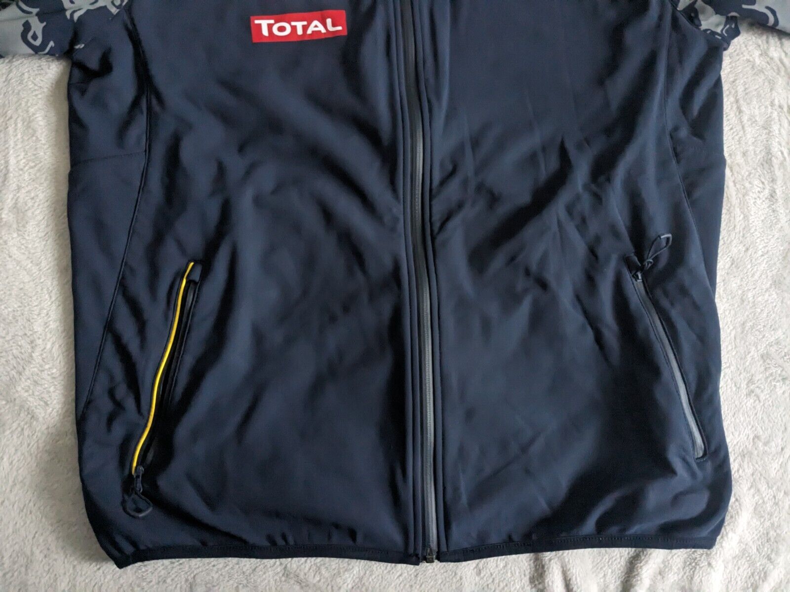 Red Bull Racing F1 - Team Issue Soft Shell Jacket - XL