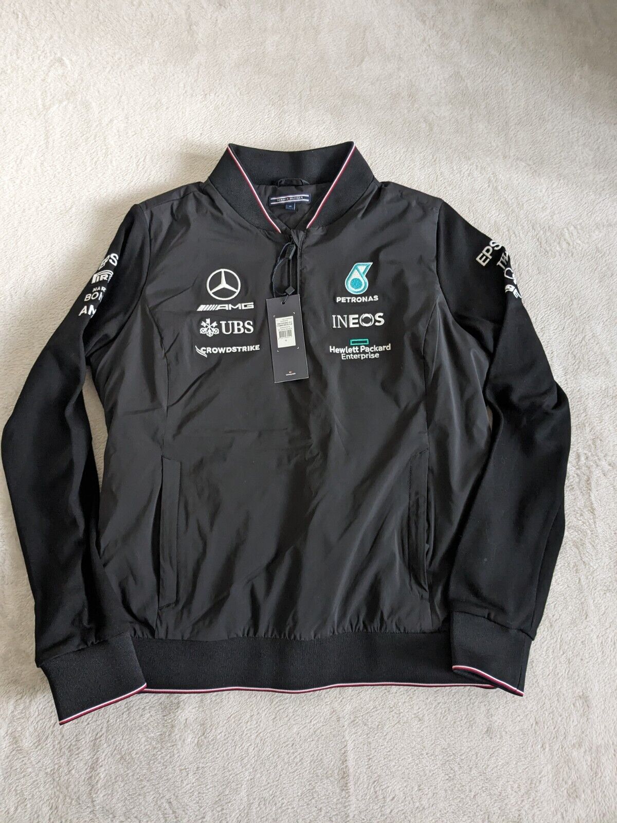 Brand New - Mercedes F1 - Hybrid Jacket Team issue - Medium