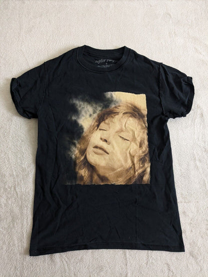 Taylor Swift - Fearless T-Shirt - Exposed Seams Style - Small